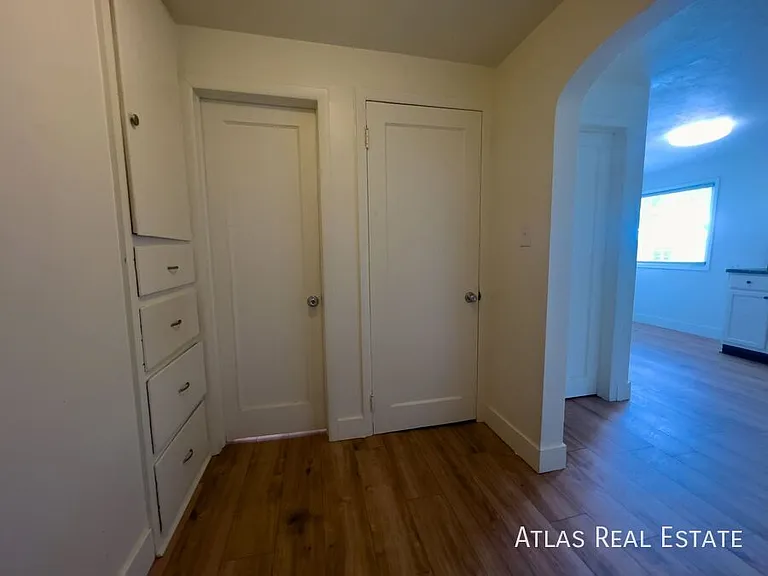 1457 Roberta St — Photo 7