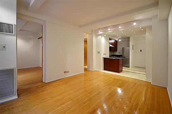 Rented by WAM Partners - William Moses Co. | media 17