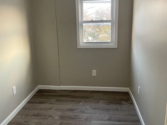 4th image of 1 W Somerset St #4