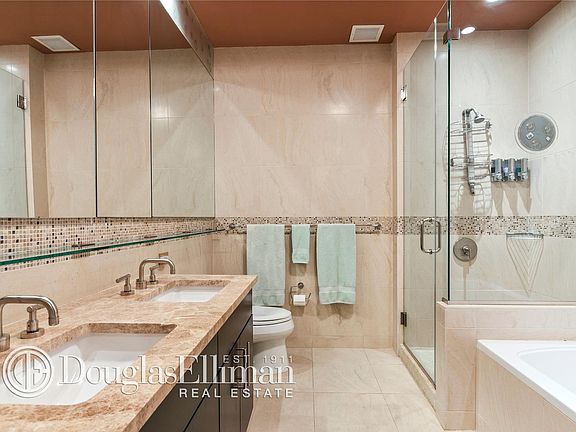 5th image of 325 5th Ave APT 37D
