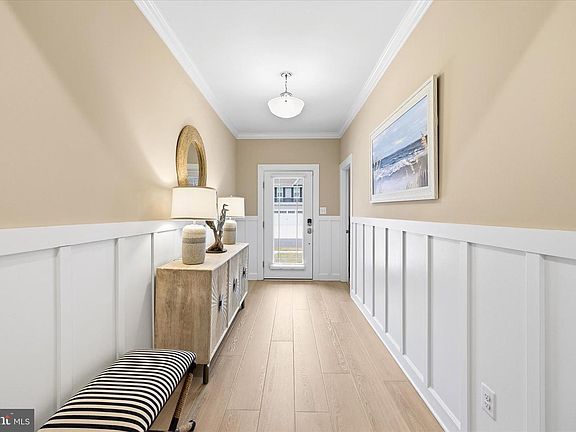 4th image of 32621 Estuary Blvd
