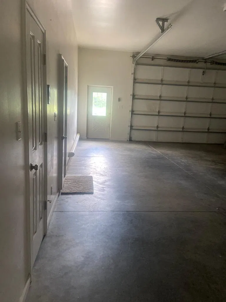2 bed, 1100 sqft, $1,400 — Photo 4