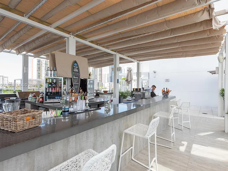 400 Sunny Isles Blvd #104 — Photo 36