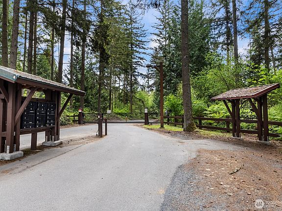 3rd image of 38922 Madrona Drive E