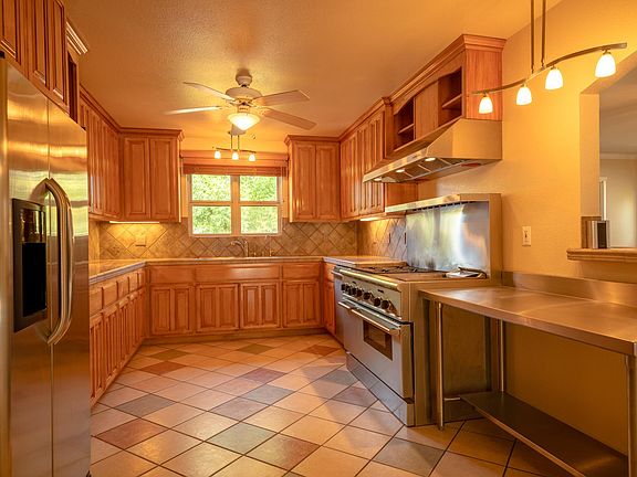 2nd image of 10425 Moretti Dr