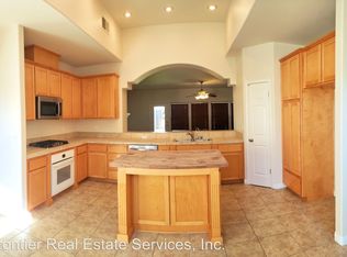 11400 Vauxhall Bridge Dr, Bakersfield, CA 93311