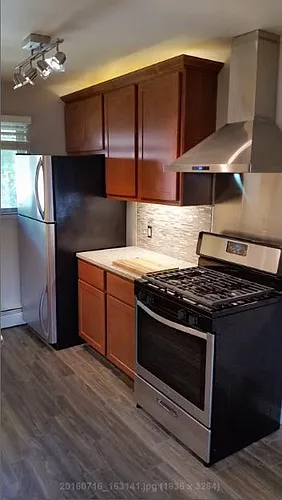 312 Prospect Ave NE #11 Photo 1