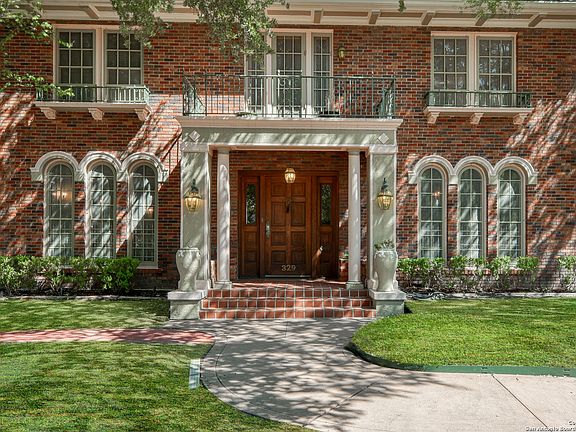 2nd image of 329 W AGARITA AVE