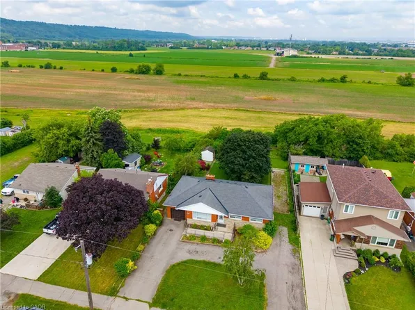 249 McNeilly Rd, Hamilton, ON L8E 5H2