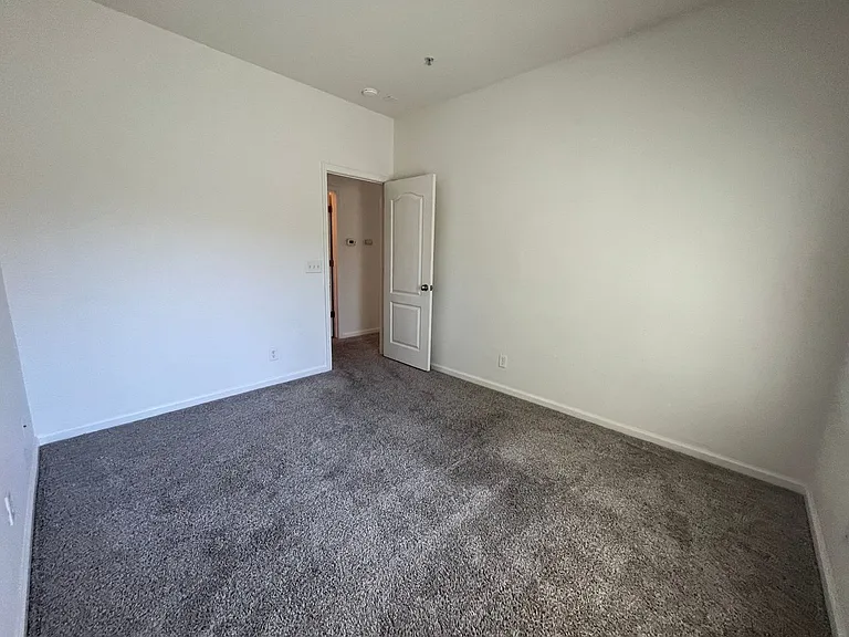 3301 N Park Dr #1312 — Photo 15
