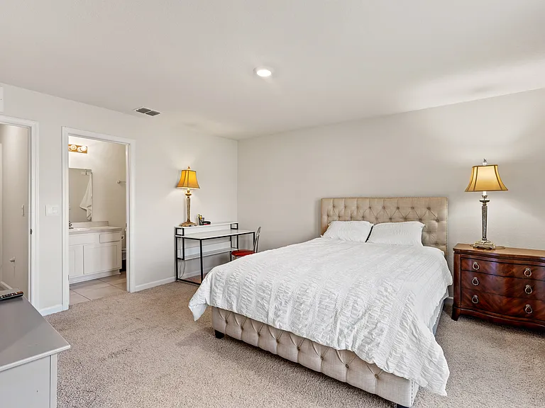 24 Oarsman Crossing Dr — Photo 10