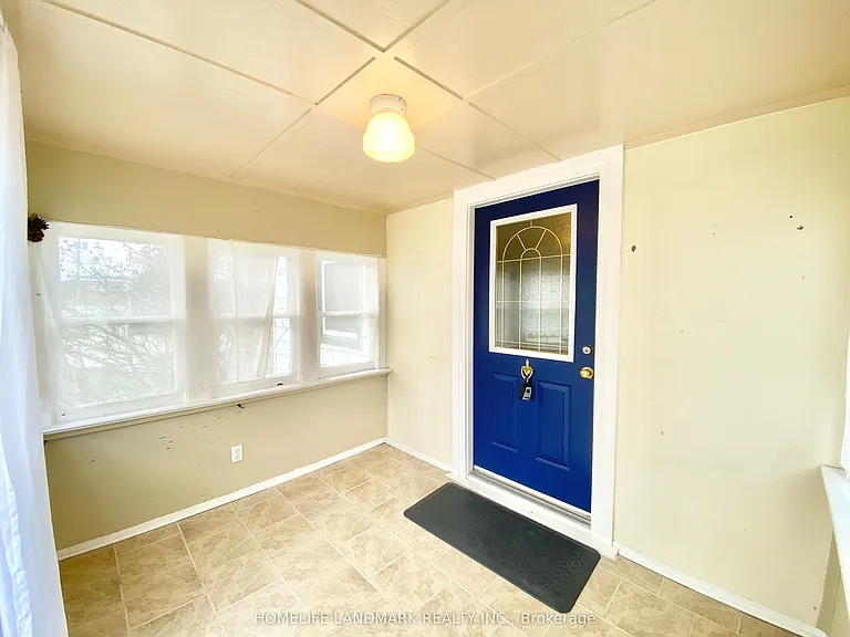 140 Vale Ave — Photo 3