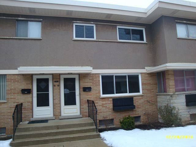 1st image of 606 S Milwaukee Ave APT D