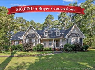 891 Long Iron Dr, Fayetteville, NC 28312