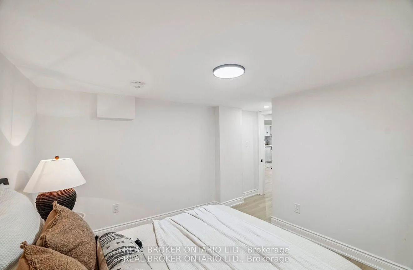 1 bed, $1,600 — Photo 2