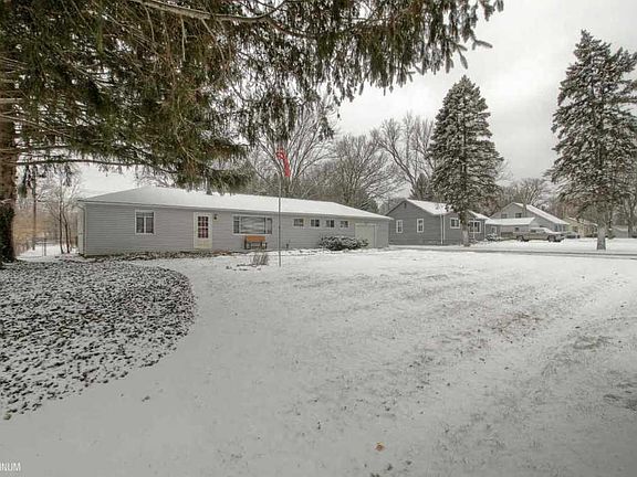 3rd image of 8700 Mary Ann Ave