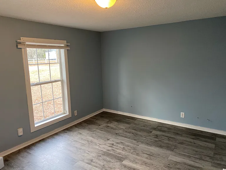 1313 Davis St — Photo 5