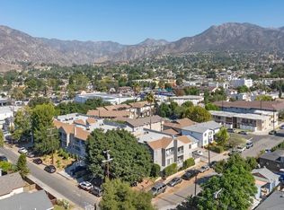 10418 Scoville Ave, Sunland, CA 91040