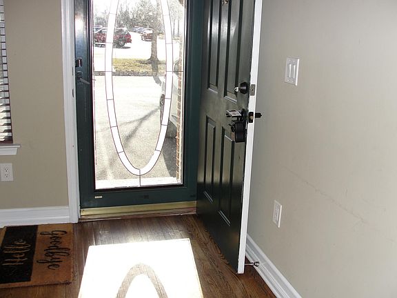 2nd image of 18 Gallop Ln #18