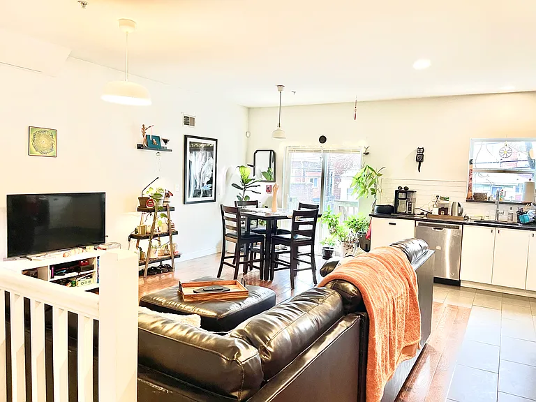 5023 Pentridge St #2 — Photo 8