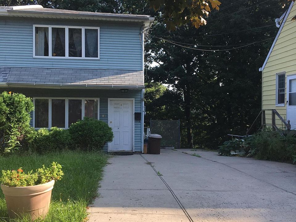 1st image of 51 Portland Pl
