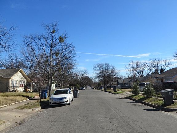 5th image of 2551 Emmett St