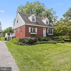 3221 Meadow Ln, Harrisburg, PA, 17109
