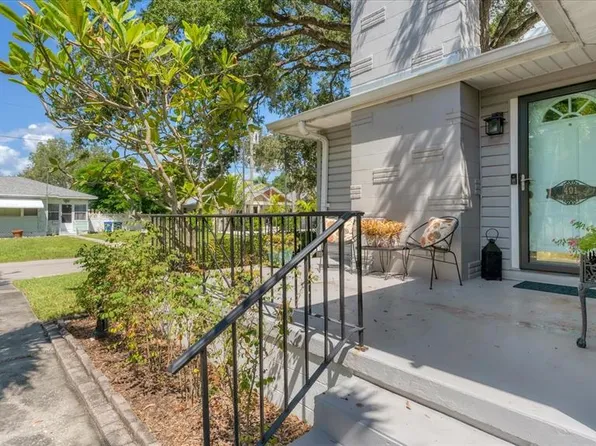 401 28th St W, Bradenton, FL 34205