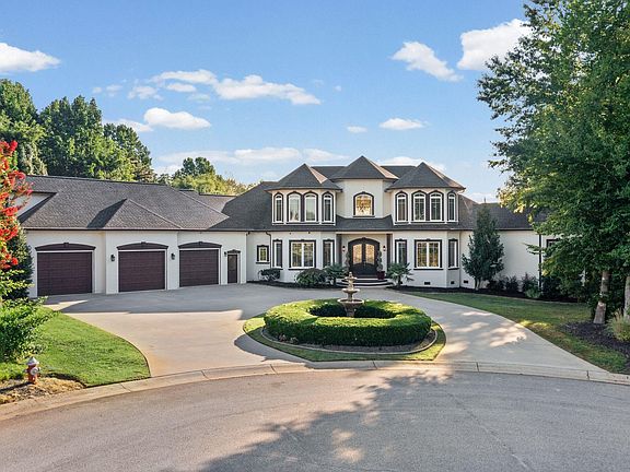 2nd image of 1326 Lochshire Dr