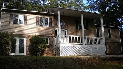 1st image of 640 Chinquapin Dr
