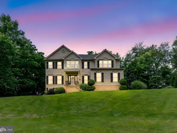 75 Weatherburn Ter, Martinsburg, WV 25403