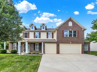 1306 Landsbrook Dr, Indianapolis, IN