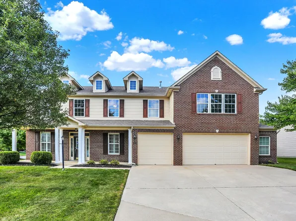 1306 Landsbrook Dr, Indianapolis, IN 46260