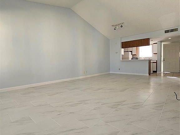 3rd image of 6339 La Costa Dr APT L