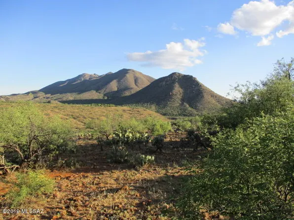 164 Circulo Frutas #7, Rio Rico, AZ 85648