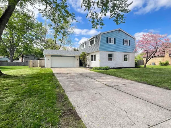 1655 Brookwood Dr, Elkhart, IN 46514