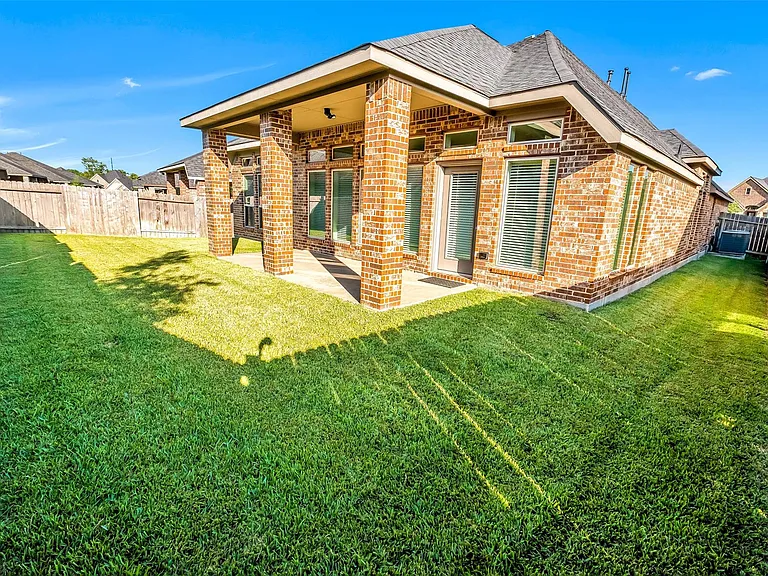 2911 River Flower Ln — Photo 32