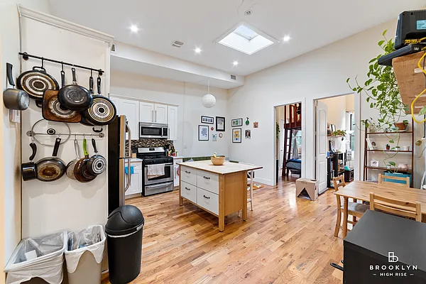 Rented by Brooklyn High Rise LLC | media 3