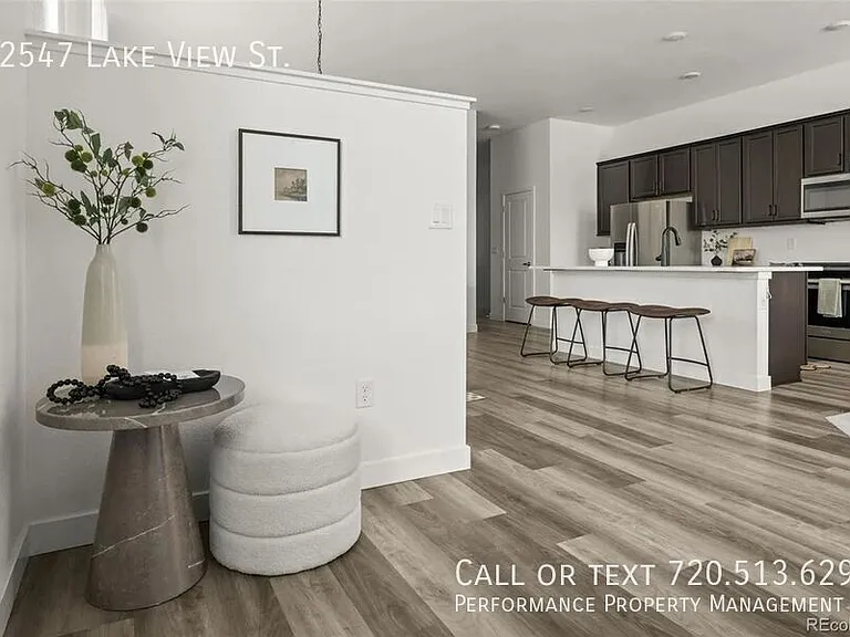 12547 Lake View St — Photo 6