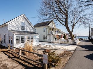 20 Maxim Pl, Quincy, MA 02169