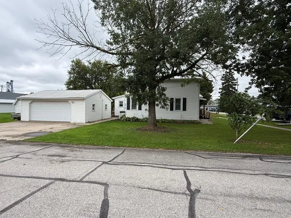 160 W Summit St, McClure, OH 43534