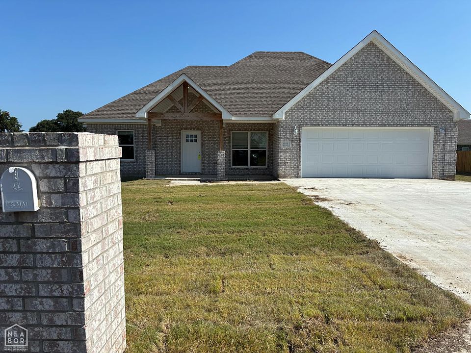 1st image of 808 Brayden Ln