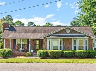 975 Tommy Oliver Rd, Clarksville, TN 37042