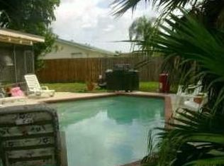 6542 Country Wood Way, Delray Beach, FL 33484