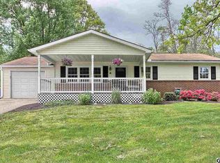 350 Eden Dr, Etters, PA 17319