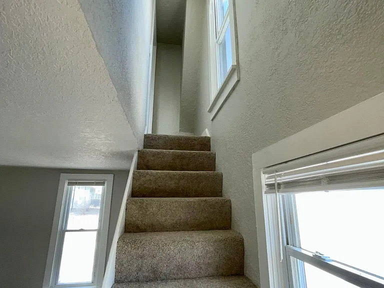 356 Winchester St — Photo 11