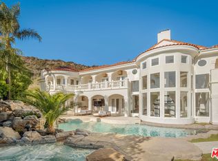 25665 Mulholland Hwy, Calabasas, CA 91302