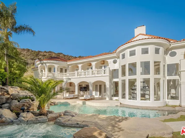 25665 Mulholland Hwy, Calabasas, CA 91302