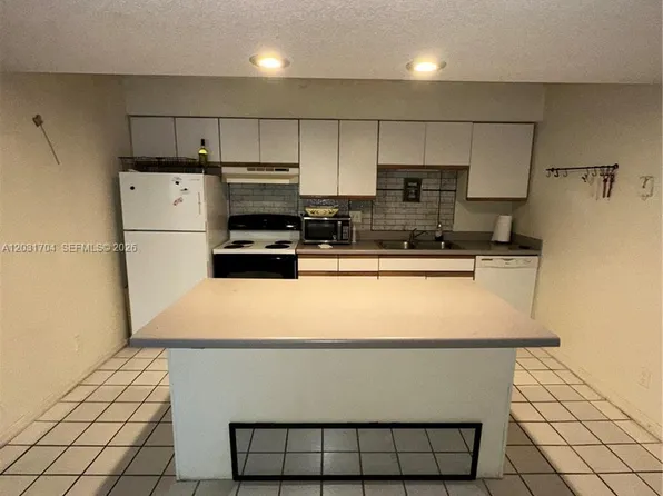 4055 W McNab Rd APT H309, Pompano Beach, FL 33069