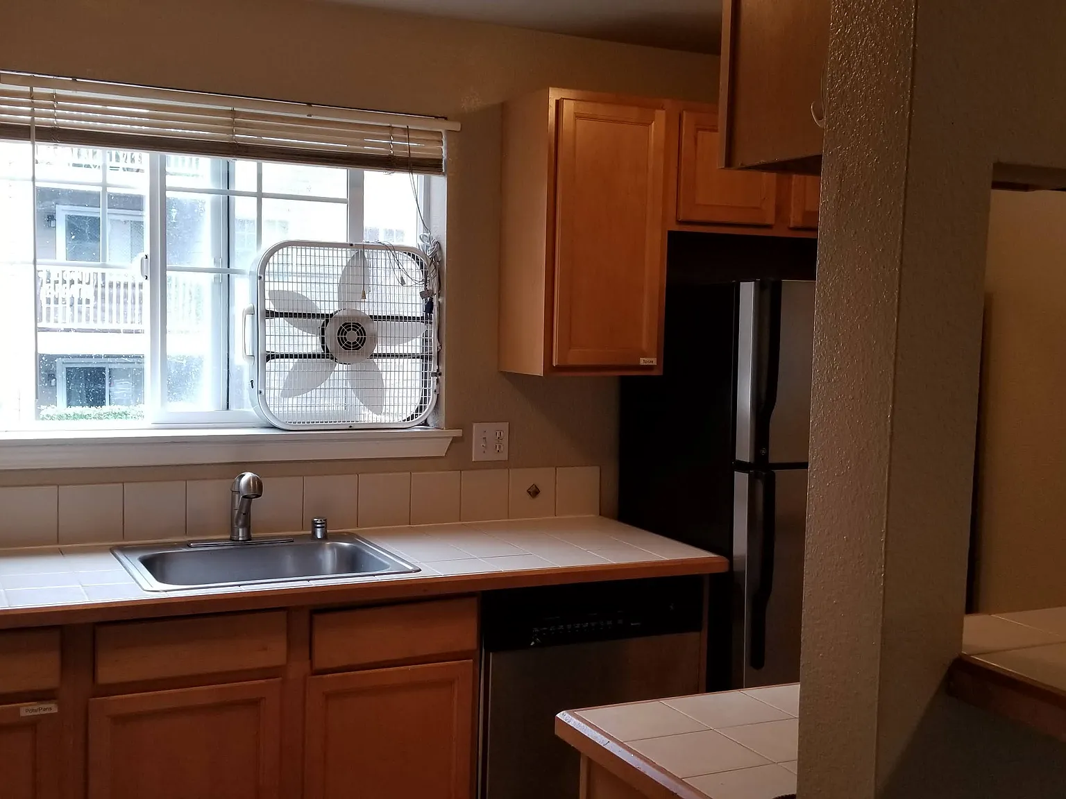 2 bed, 800 sqft, $1,860 — Photo 4
